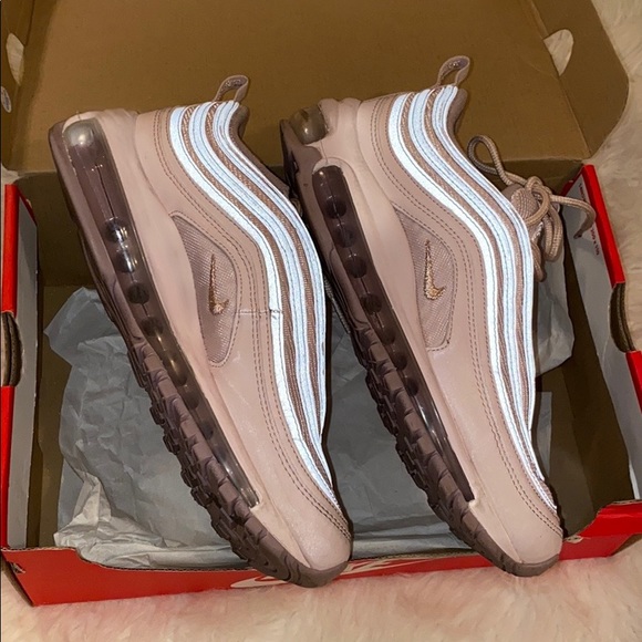 Nike Air Max 97 “Barely Rose” - Picture 4 of 6
